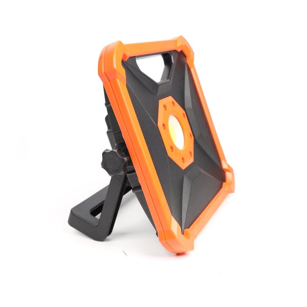 ROBOTA DC-L18V AKKUK&Auml;YTT&Ouml;INEN COB LED TY&Ouml;VALO