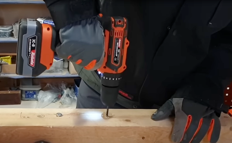 ROBOTA DC-D 18V AKKUPORAKONE, RUNKO